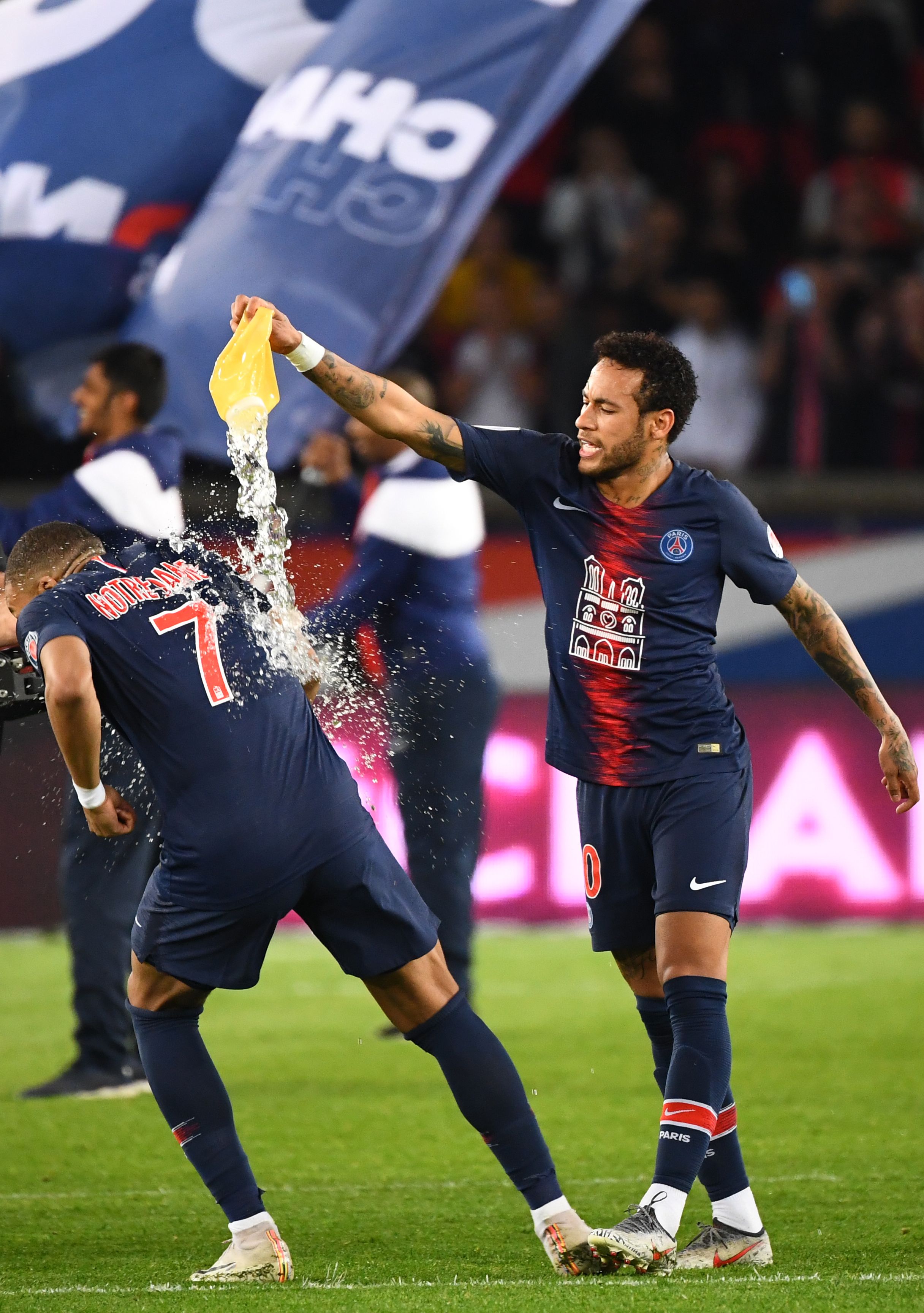 战海港两射一传，林加德加盟首尔65场比赛以来首次单场造3球