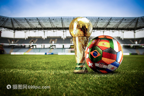 詹姆斯：里夫斯可能有点累而东契奇历经长途跋涉，我状态很好