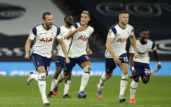 罗马诺：滕哈格正与阿贾克斯谈回归执教，但尚未做出决定