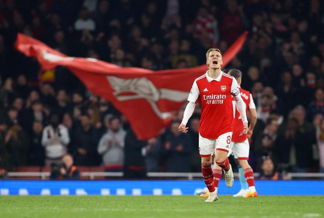 意甲媒体透露：米兰罗马寻锋目标不重合，米兰在关注佩莱格里诺，罗马想要齐尔克泽（意媒：米兰与罗马前锋引援目标不同，米兰看中佩莱格里诺，罗马瞄准齐尔克泽）