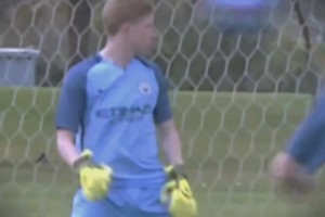 世界羽联年度最佳候选公布：石宇奇领衔佳男，陈雨菲王祉怡入围