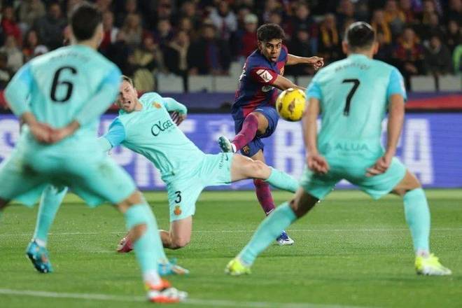 曼联的不稳定表现：马兹拉维的愤怒与反思